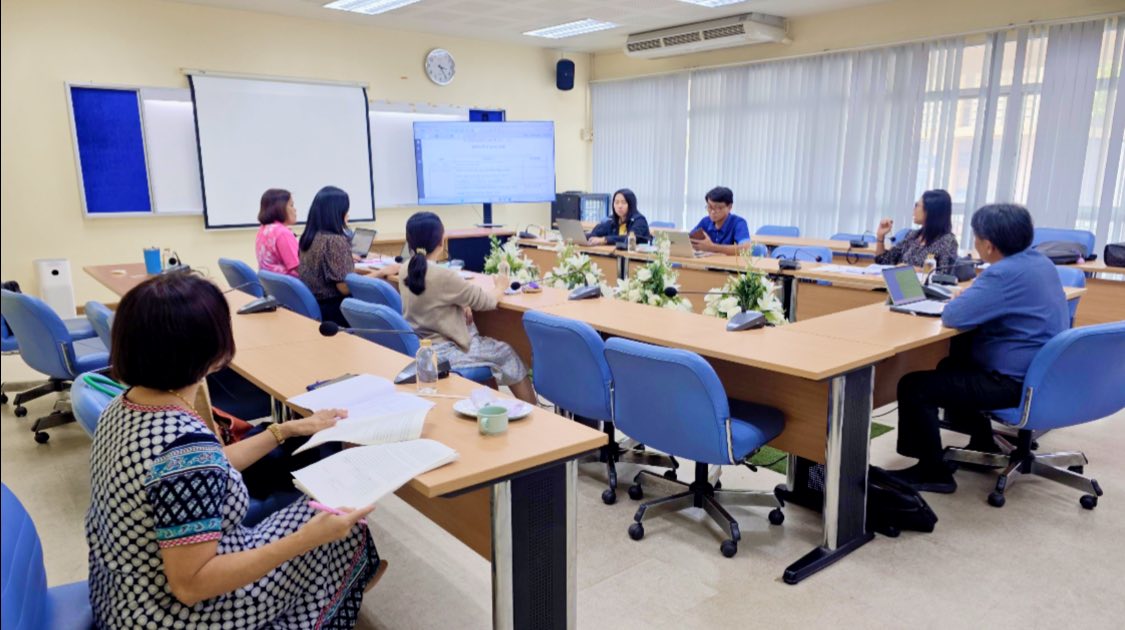 คณะเทคโนโลยีอุตสาหกรรมประชุมคณะกรรมการบริหาร ครั้งสำคัญ!
