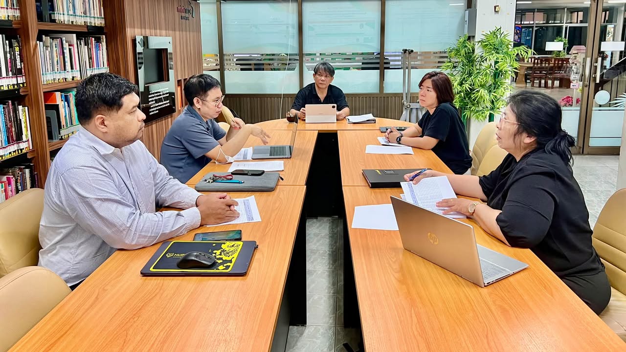 ประชุมผู้บริหารสำนักวิทยบริการและเทคโนโลยีสารสนเทศ หารือแนวทางบริหารภาระงานให้เหมาะสมกับบุคลากร